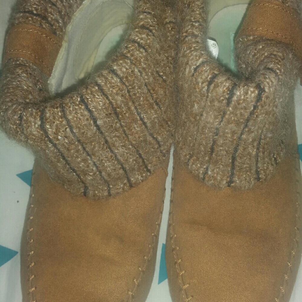 BROWN AIRWALK ANKLE BOOTS